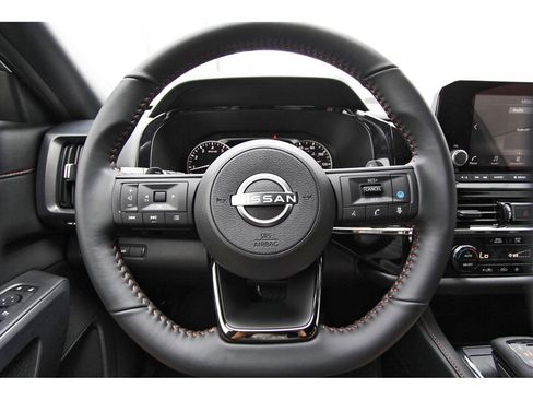 New 2025 Nissan Pathfinder Rock Creek image 13