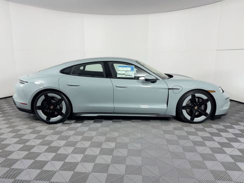 New 2026 Porsche Taycan image 8