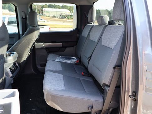 Used 2024 Ford F350 XLT w/ FX4 Off-Road Package image 11