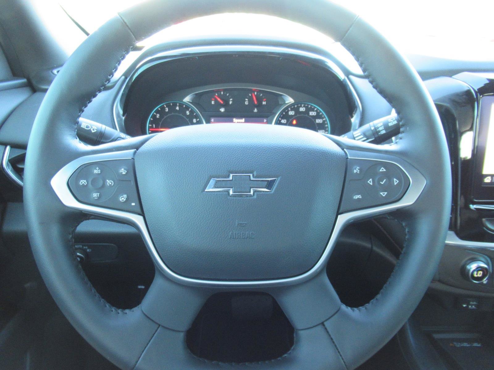 Certified 2022 Chevrolet Traverse RS w/ LPO, 'HIT The Road' Package AWD/4WD image 23