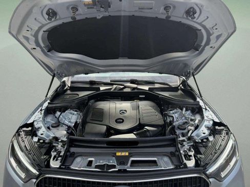 Certified 2026 Mercedes-Benz GLC 300 4MATIC image 32