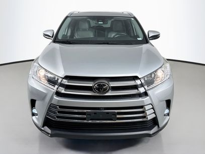 Used 2019 Toyota Highlander Limited Platinum