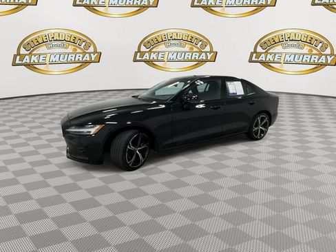 Used 2024 Volvo S60 B5 Plus AWD/4WD image 7