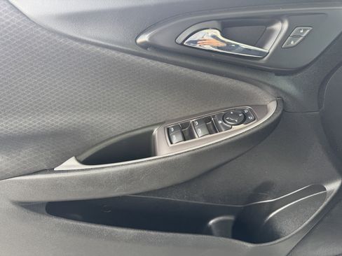 Used 2021 Chevrolet Malibu RS image 9