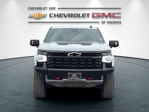 Used 2026 Chevrolet Silverado 1500 ZR2 image 8