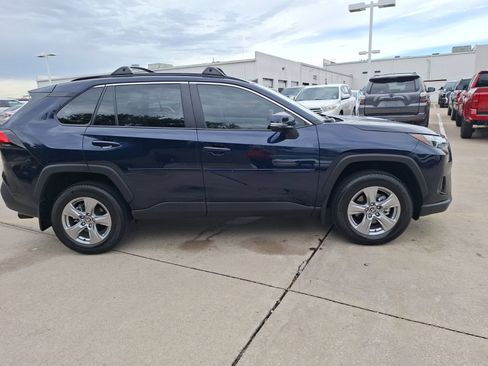 Used 2025 Toyota RAV4 XLE w/ Convenience Package FWD image 7