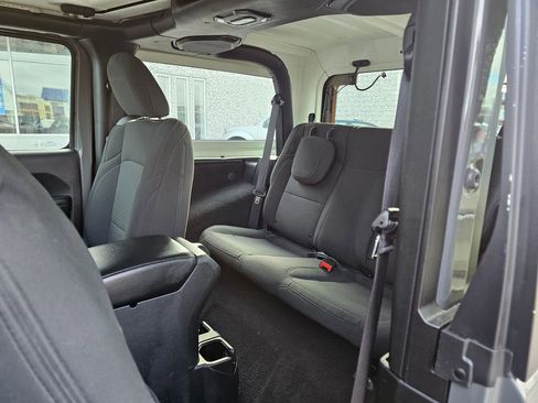 Used 2021 Jeep Wrangler Sport image 12