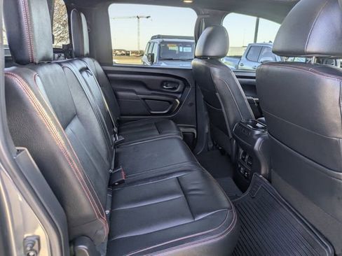 Used 2021 Nissan Titan PRO-4X w/ Pro-4x Convenience Package image 31