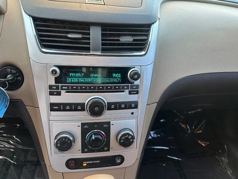 Used 2010 Chevrolet Malibu LS image 15