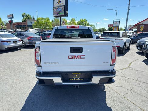 Used 2015 GMC Canyon SLE AWD/4WD image 6