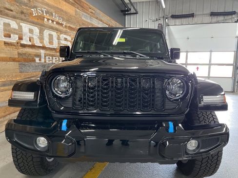 Used 2024 Jeep Wrangler High Altitude image 7