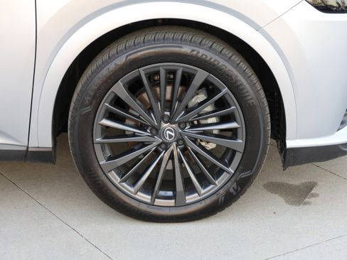 Used 2025 Lexus RX 350 Premium w/ Accessory Package image 11