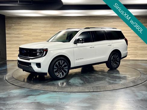 Used 2025 Ford Expedition Platinum w/ Driver's Package AWD/4WD image 5