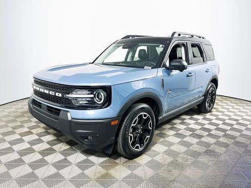 Used 2025 Ford Bronco Sport Outer Banks w/ Outer Banks Tech Package+ AWD/4WD image 7