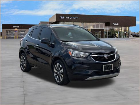 Used 2022 Buick Encore Preferred w/ Safety Package FWD image 7