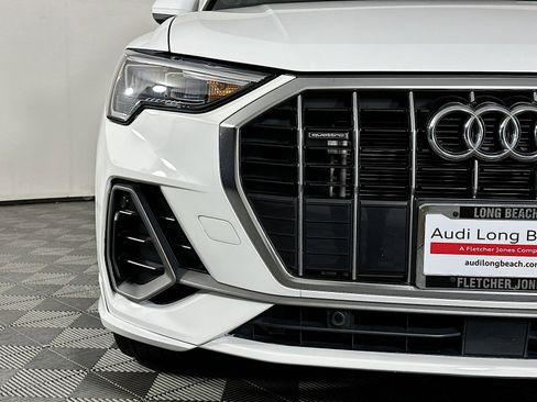 Used 2022 Audi Q3 2.0T Premium image 16