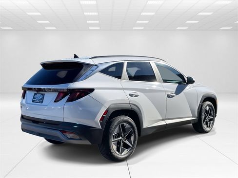 New 2026 Hyundai Tucson SEL image 6