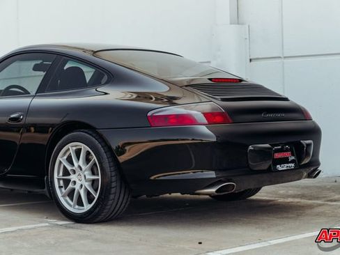 Used 2004 Porsche 911 Carrera RWD image 34