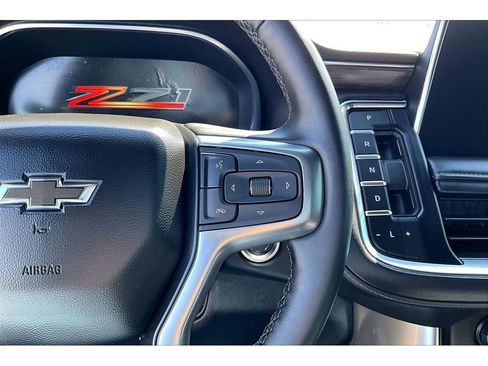 Used 2024 Chevrolet Tahoe Z71 w/ Z71 Off-Road Package AWD/4WD image 12