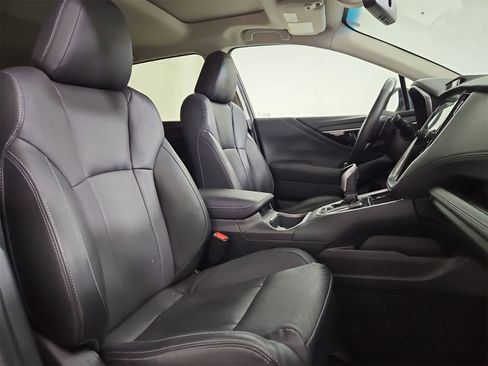 Used 2020 Subaru Outback Limited image 23