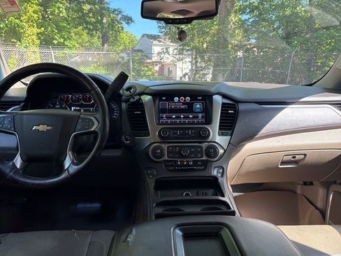 Used 2015 Chevrolet Suburban LTZ AWD/4WD image 10