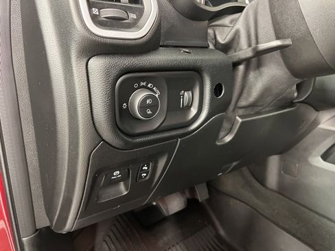 Used 2021 RAM 1500 Big Horn image 27