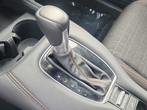 Certified 2025 Honda HR-V Sport image 14