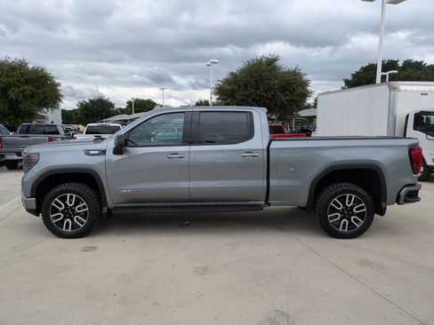 Certified 2024 GMC Sierra 1500 AT4 w/ AT4 Premium Package AWD/4WD image 4