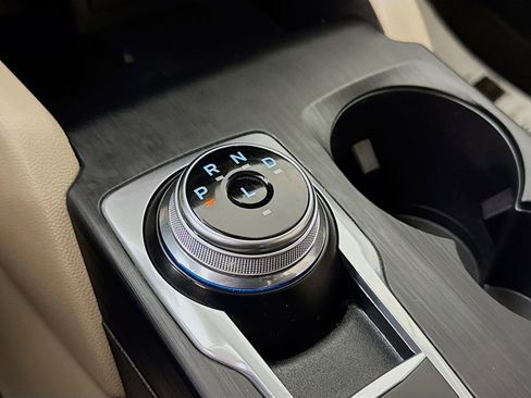 Used 2021 Ford Escape SEL w/ Technology Package image 17