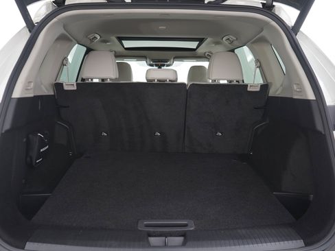 Used 2023 Nissan Rogue SV w/ SV Premium B Package AWD/4WD image 9