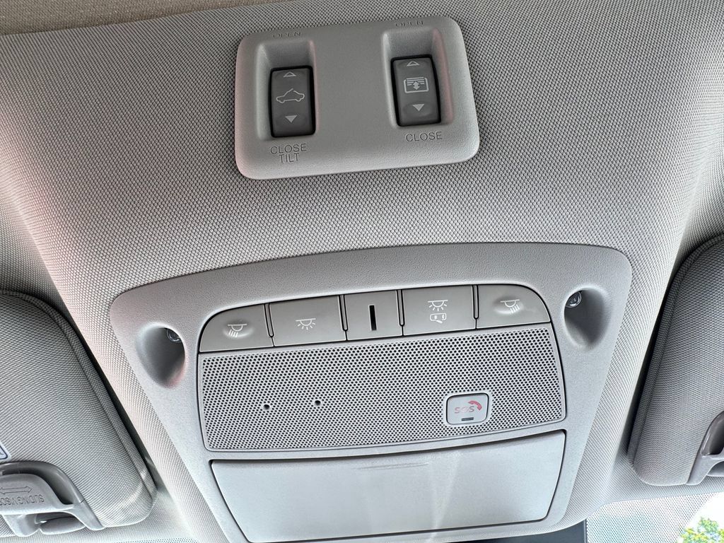 Used 2023 Nissan Murano Platinum w/ Cargo Package FWD image 28