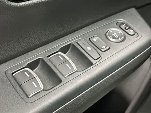 Used 2025 Honda CR-V EX-L image 20