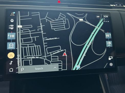 Used 2024 Land Rover Range Rover Sport SE image 8