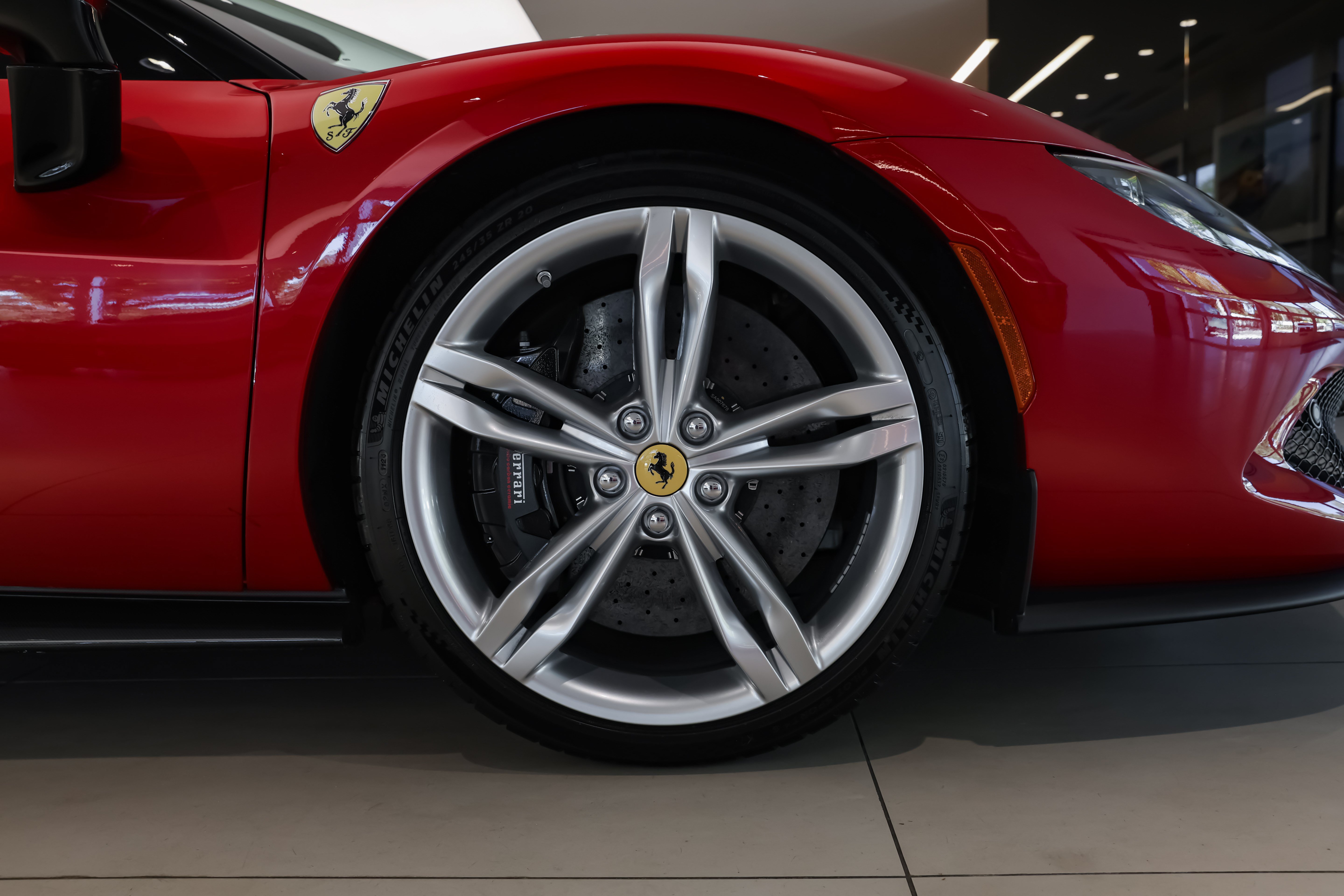 Used 2024 Ferrari 296 GTS RWD image 26