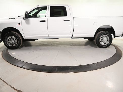 New 2024 RAM 2500 Tradesman w/ Chrome Appearance Group image 4
