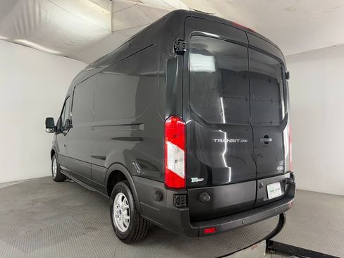 Used 2015 Ford Transit 250 148 Medium Roof RWD image 9