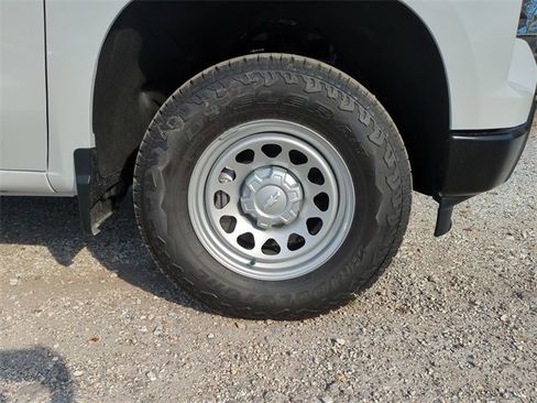 New 2026 Chevrolet Silverado 1500 W/T image 11