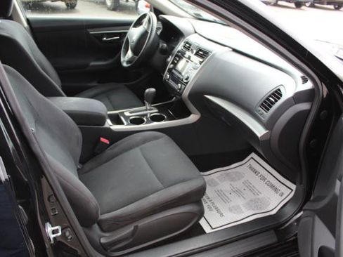 Used 2014 Nissan Altima 2.5 SV w/ Convenience Package FWD image 19