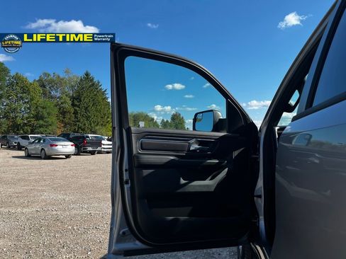 Used 2024 RAM 1500 Big Horn image 30