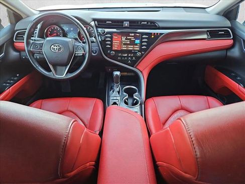 Used 2019 Toyota Camry XSE image 17