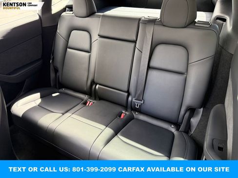 Used 2023 Tesla Model Y Performance image 27