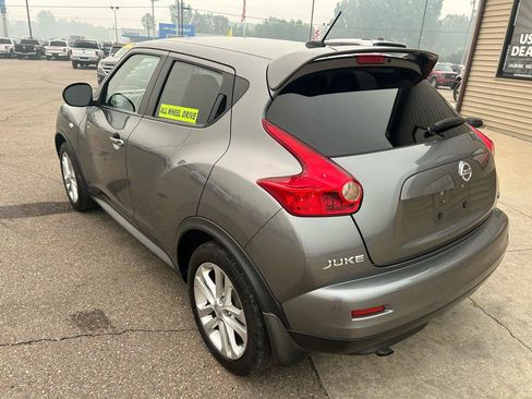 Used 2011 Nissan Juke SV AWD/4WD image 7