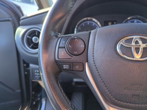 Used 2017 Toyota Corolla SE image 10