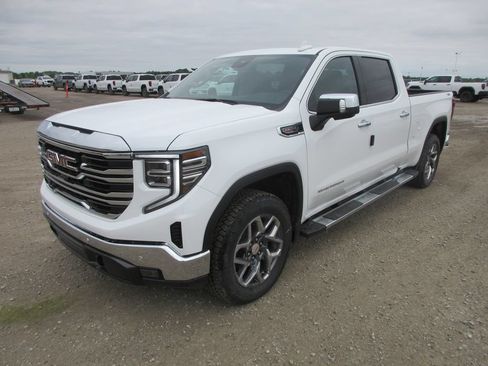 New 2026 GMC Sierra 1500 SLT w/ SLT Premium Plus Package AWD/4WD image 12