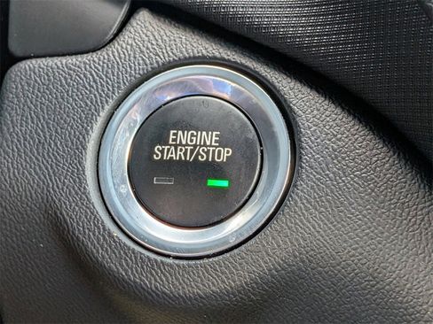 Used 2022 Chevrolet Equinox RS w/ RS Leather Package image 31