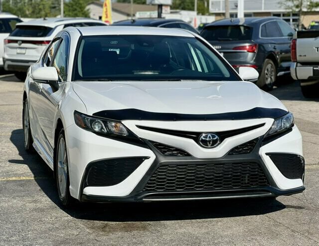 Used 2023 Toyota Camry SE FWD image 6