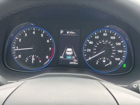 Used 2023 Hyundai Kona SEL w/ Convenience Package image 12