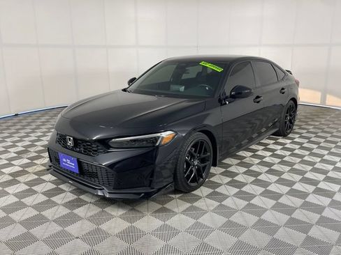 Used 2025 Honda Civic Sport image 1