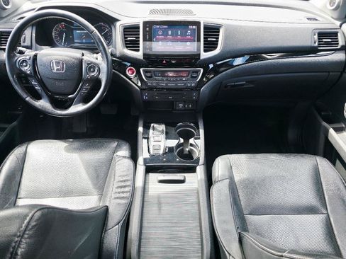 Used 2017 Honda Pilot Elite image 26