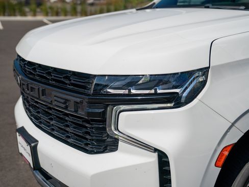 Used 2023 Chevrolet Tahoe Premier AWD/4WD image 30